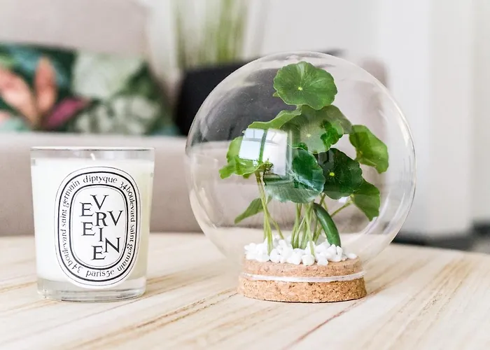 Cozy 2 Bedroom In Nueva Andalucia 아파트