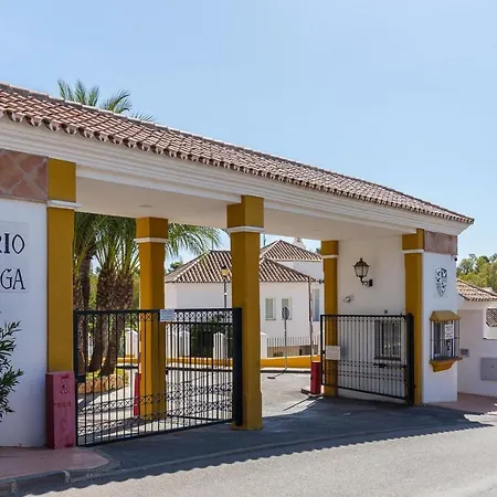 Cozy 2 Bedroom In Nueva Andalucia Apartment