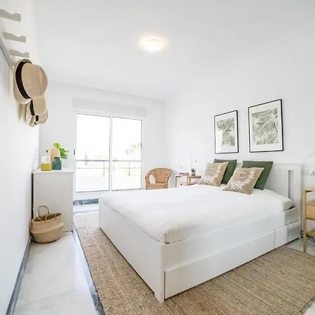 Cozy 2 Bedroom In Nueva Andalucia
